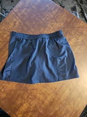 🏃‍♀️🖤 Nike Dri-FIT Athletic Skort – Women’s Small 🖤🏃‍♀️